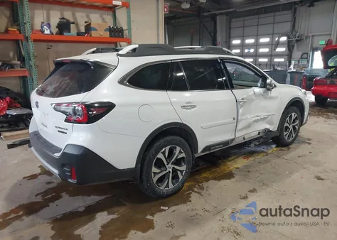 2021 Subaru Outback Touring z USA, uszkodzony, nr VIN 4S4BTAPCXM3168668